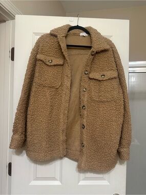 vestique Camel Sherpa Jacket